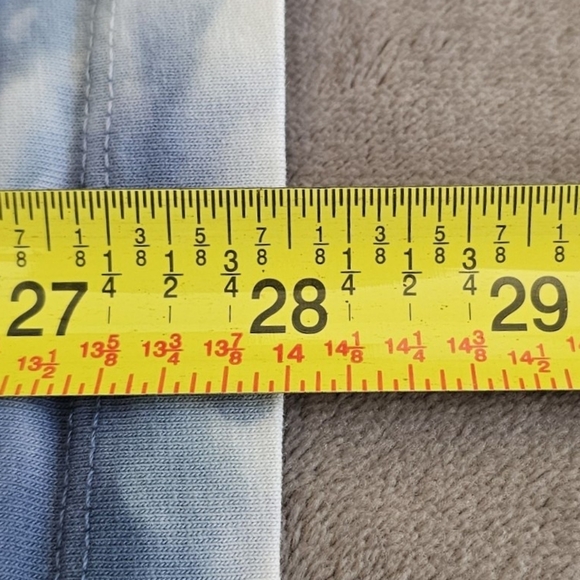 Nike Air Sportswear Mens Festival Tie Dye T-Shirt Size Medium - Picture 7 of 8